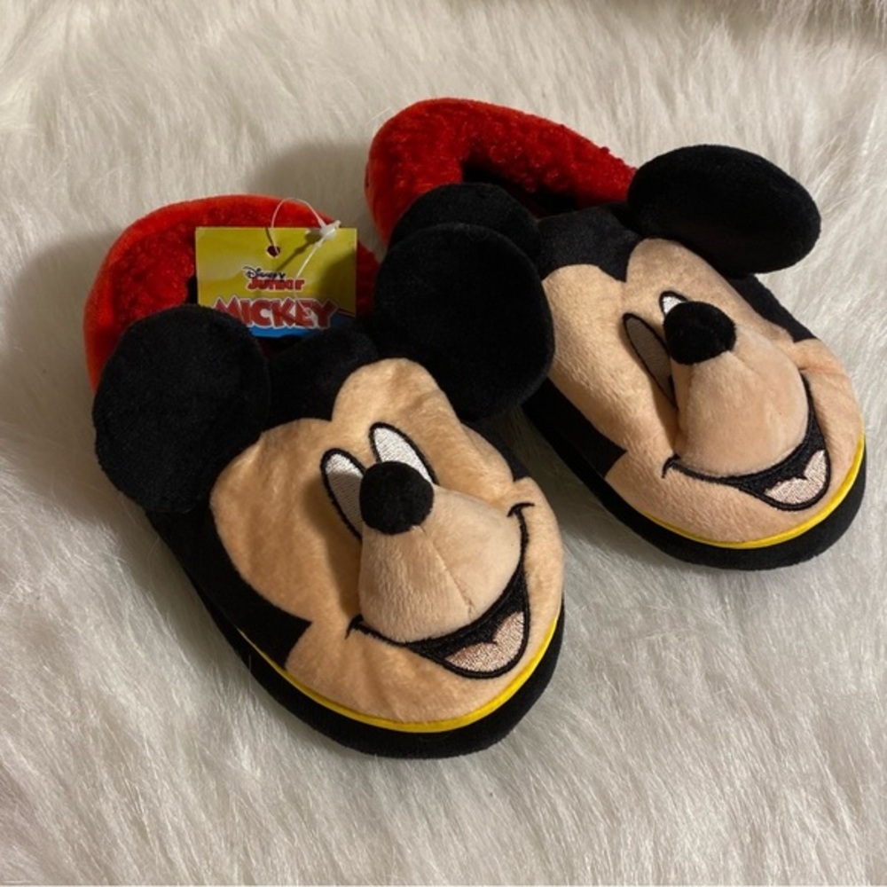 New Mickey Mouse Slipper Size‎ 9-10